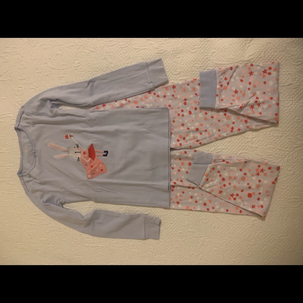 Pajamas for girl.